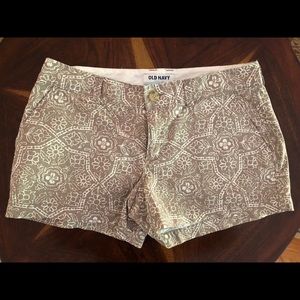 Old Navy Patterned Shorts Size 4